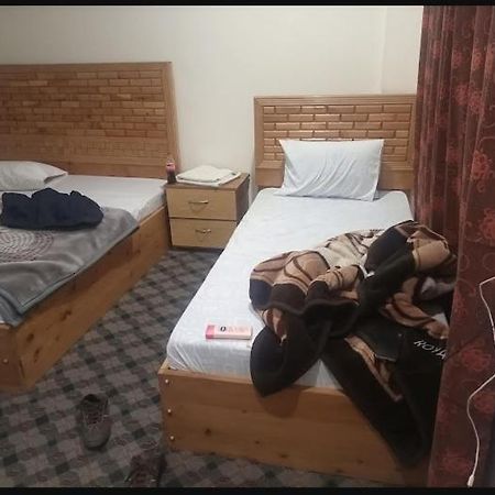 Gateway Hotel Naran Esterno foto